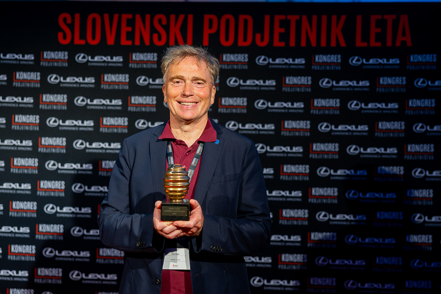 dr. Mark Pleško 